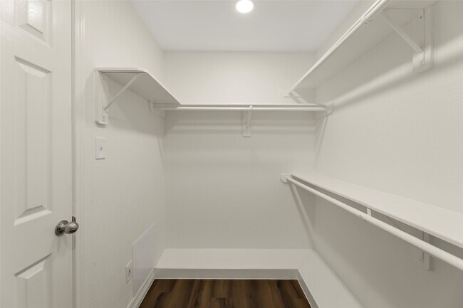 Building Photo - 15006 Sapling Oak Ct