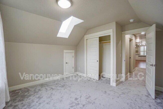Building Photo - 14700 NE 113th St