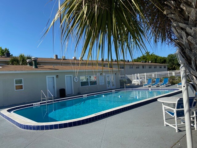 Hilltop Apartments - Daytona Beach, FL | Apartment Finder