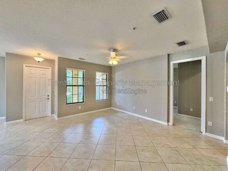 Building Photo - 11880 Adoncia Way