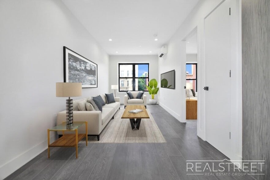 Building Photo - Brand New Spacious 1 BR in Crown Heights