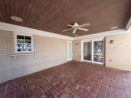 Building Photo - **OFFERING REFUNDABLE APPLICATION FEES & $250 MOVE IN PROMOTION** Incredible 5BD, 4.5BA House in ...