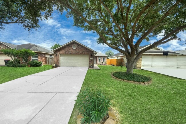 Primary Photo - 130 Thunder Basin Dr