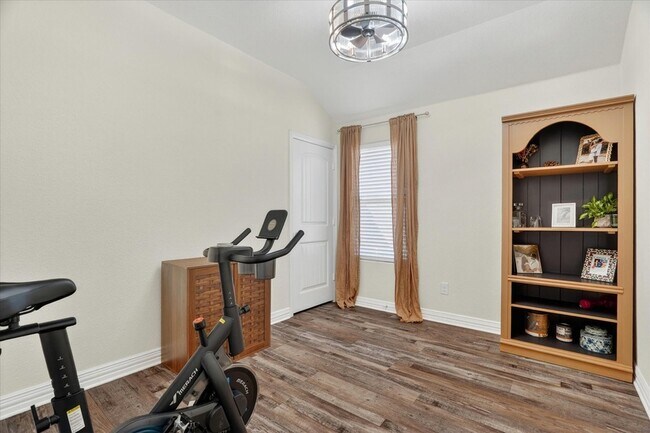 Building Photo - 8020 Crimea Ln