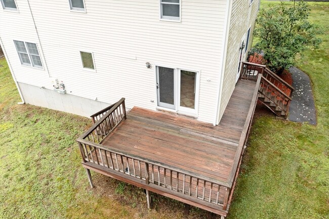 Building Photo - 38 Haskell St