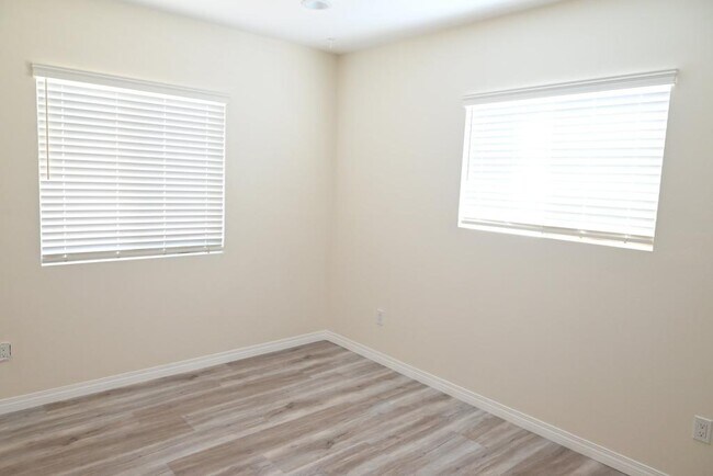 Building Photo - 20503 Madrona Ave