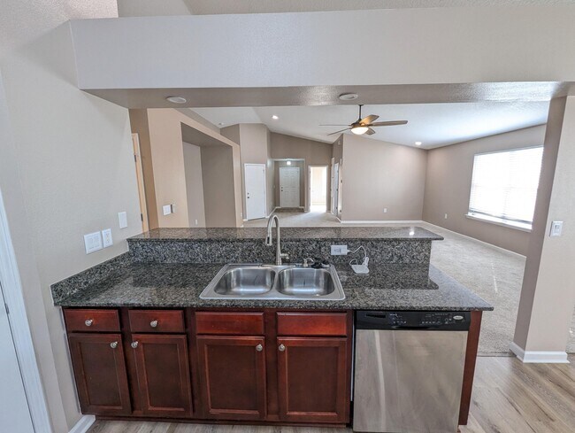 Building Photo - 1950 Catline Cir