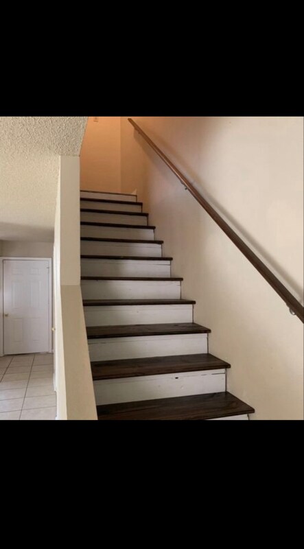 Building Photo - 1755 Boulevard De Province Blvd