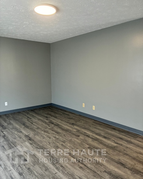 Building Photo - 2121 Liberty Ave