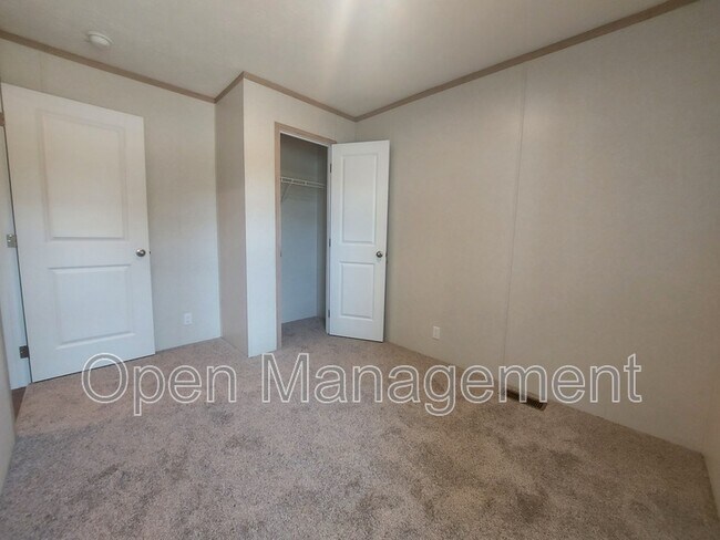Building Photo - 7534 US-60