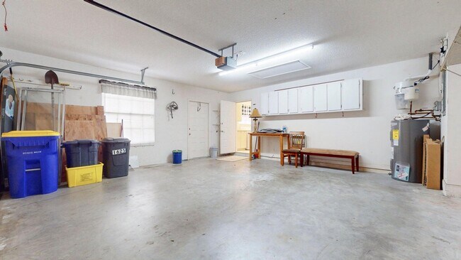 Building Photo - 1625 SW Waterfall Blvd