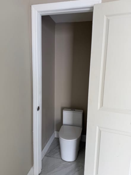 Building Photo - 2425 Stuart St