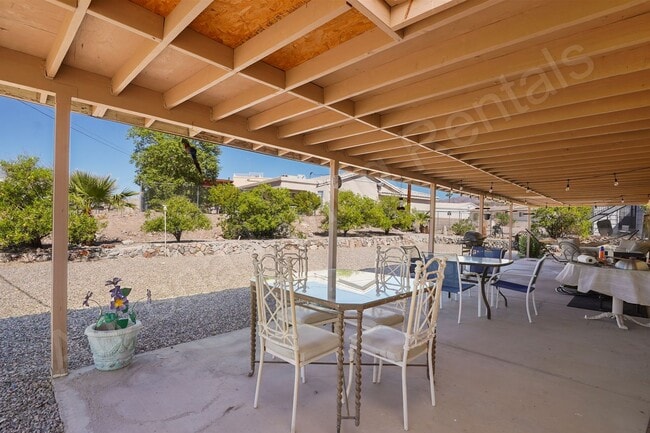 Building Photo - 3545 Chemehuevi Blvd