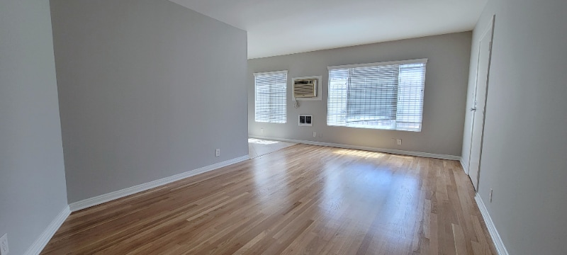 Building Photo - 1802 Wilton Pl