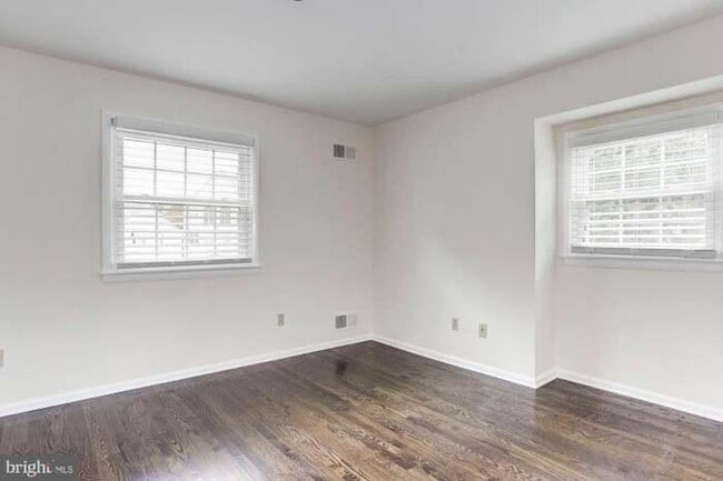 Building Photo - 7110 Ayers Meadow Ln