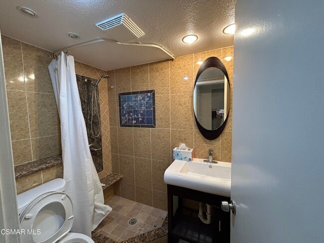 Building Photo - 354 Via Colinas