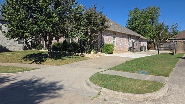 Building Photo - 2706 Rochelle Dr
