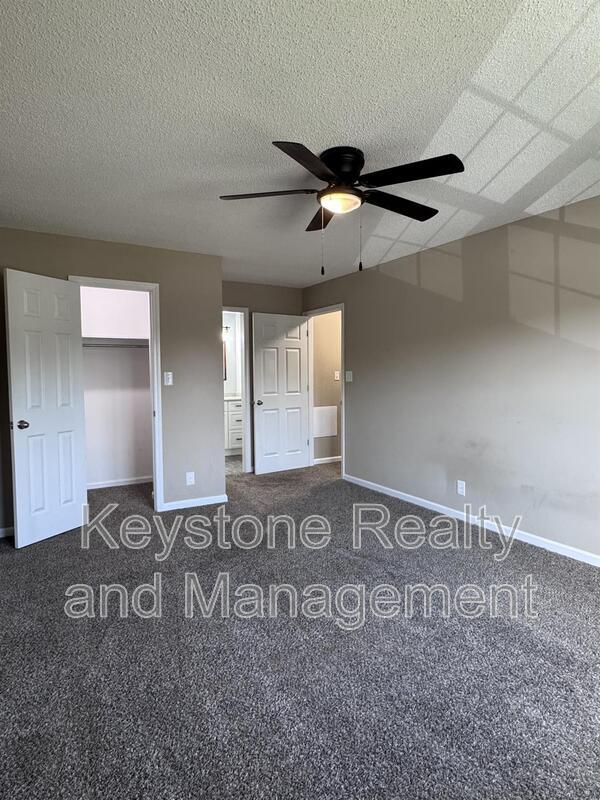 Building Photo - 474 Bamburg Dr