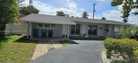 Building Photo - 1740 NE 56th St