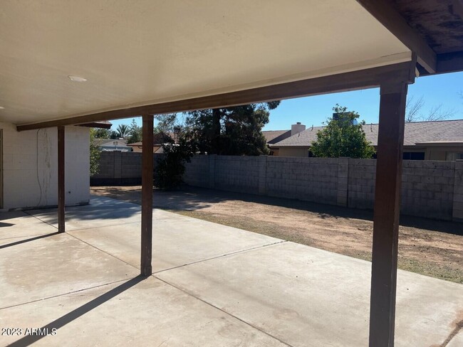 Building Photo - 5733 W Mescal St