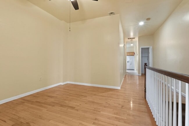 Building Photo - 155 Arlington Ave