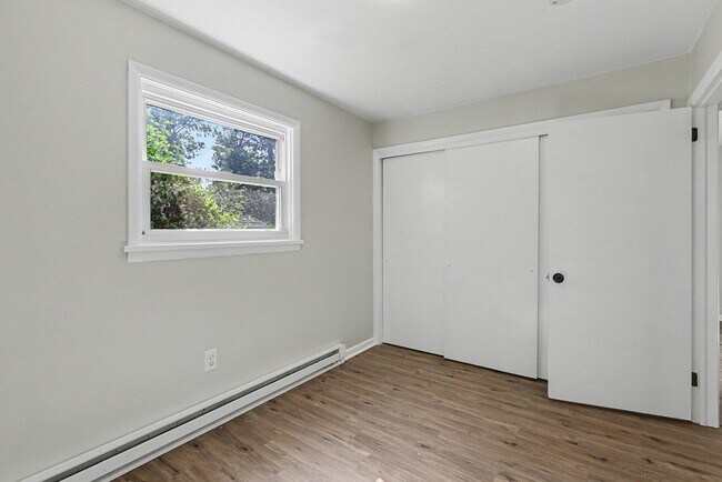 Building Photo - 7610 Grove Ave