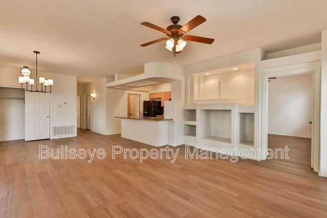 Building Photo - 5450 E McLellan Rd