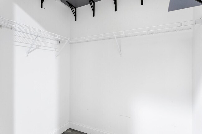 Building Photo - 3366 Harness Cir