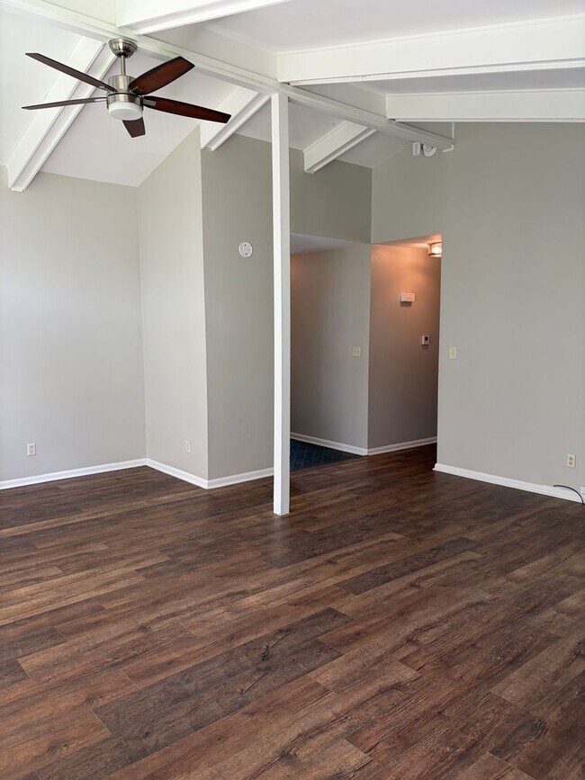 Building Photo - Move-In Ready 4BR/3BA Home with Spacious Layout & Large Yard