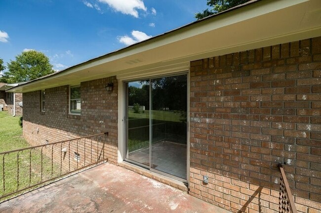 Building Photo - 145 Smithonia Rd