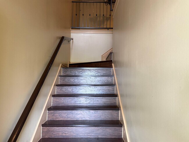 Building Photo - 8216 Casa Verde Rd