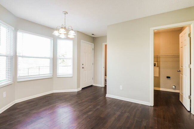Building Photo - 6428 Kelsey Dr