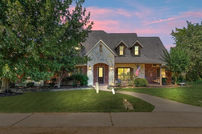 Building Photo - 388 Berkley Dr