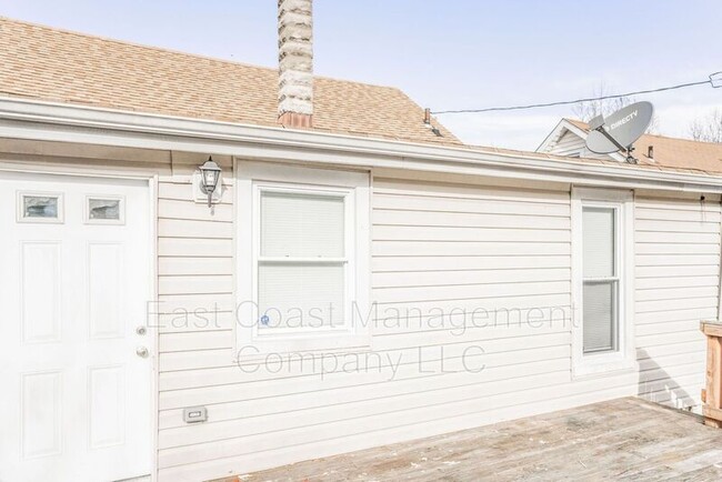 Building Photo - 4809 Arabia Ave