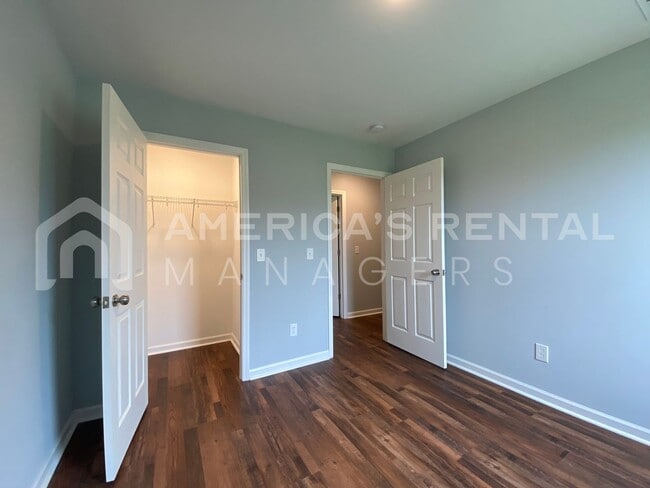Building Photo - 445 Co Rd 349