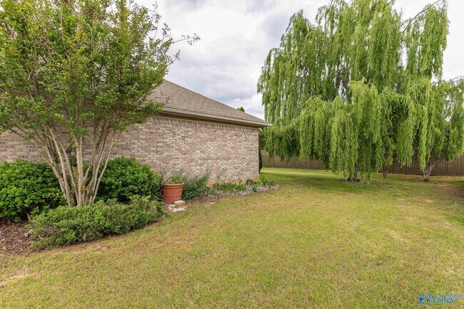 Building Photo - 105 Blanca Dr