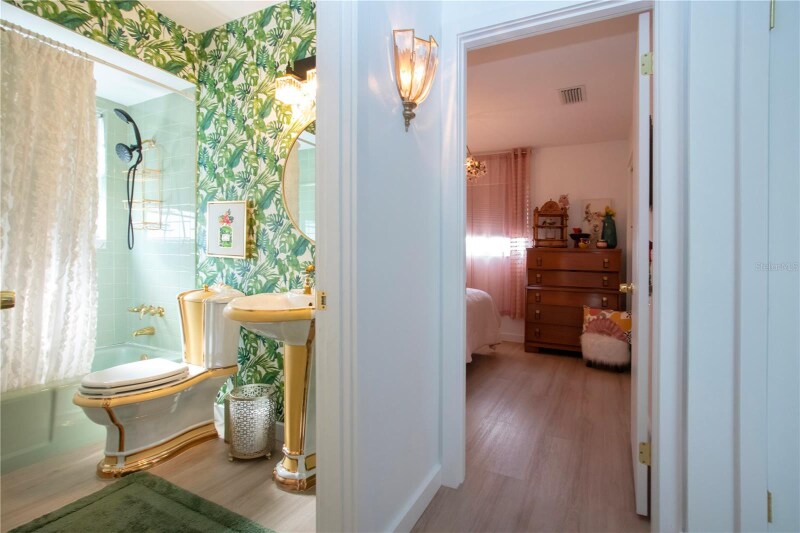 Building Photo - 3906 Chinaberry Rd