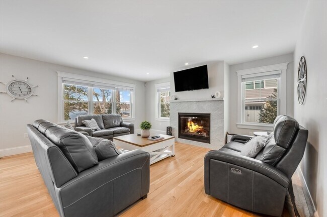 Building Photo - 6 Stanwood Pt