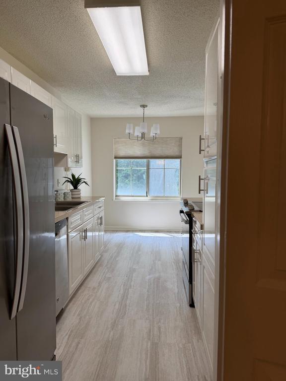 Building Photo - 14809 Pennfield Cir