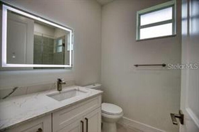 Building Photo - ANNUAL UNFURNISHED RENTAL located in Burnt...