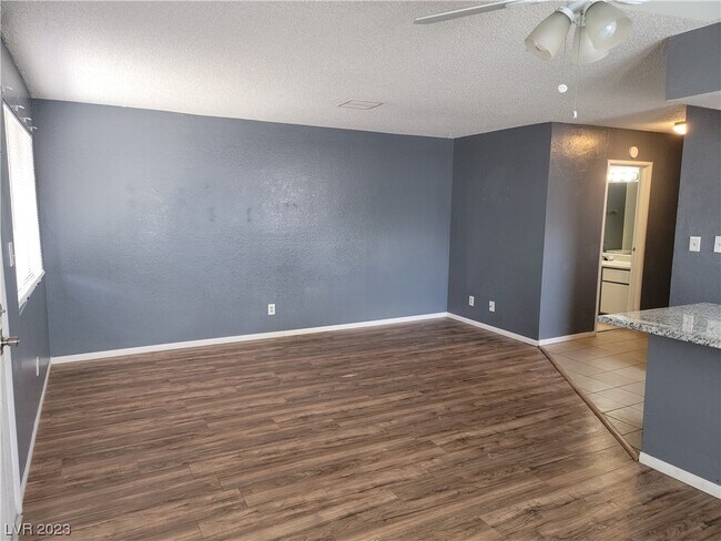Building Photo - 5335 Mancos Ct