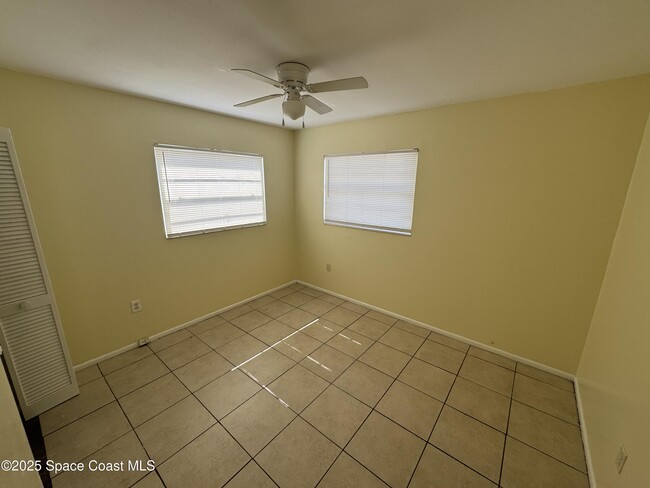 Building Photo - 2415 Sadler Ln