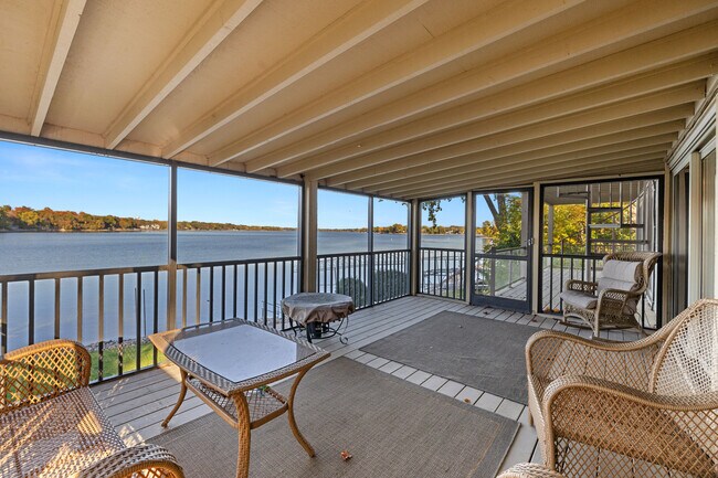 Building Photo - 4646 Lords St NE