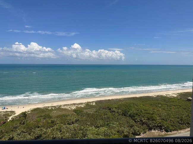 Building Photo - 5047 N Hwy A1A