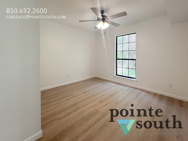 Building Photo - 10080 Bay Haven Dr