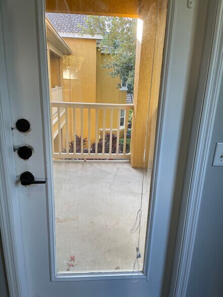 Building Photo - 8807 Villa View Cir