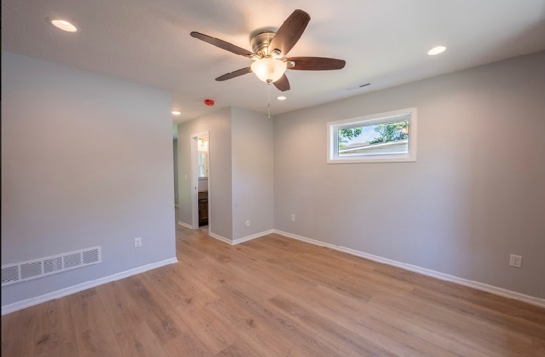 Building Photo - 619 4th Ave SE