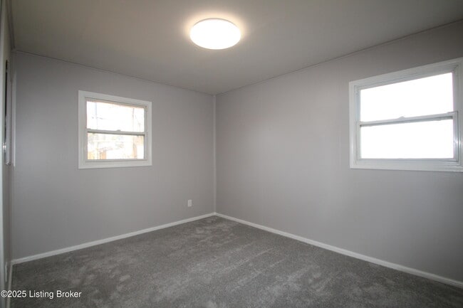 Building Photo - 226 Flamingo Dr