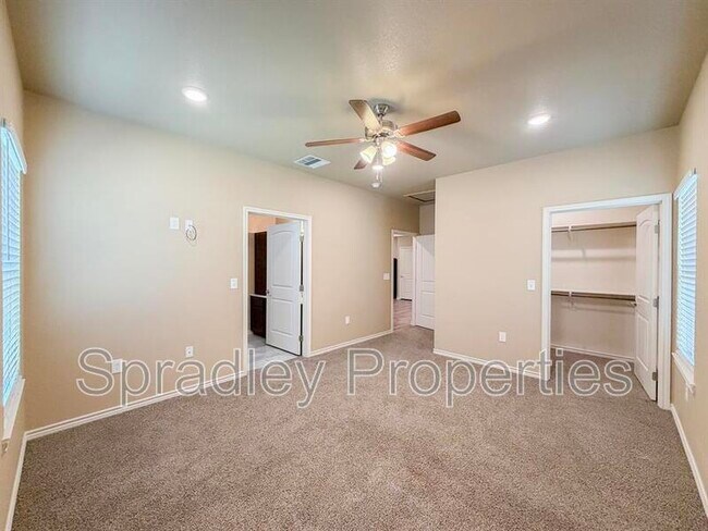 Building Photo - 1249 Jasmine Dr