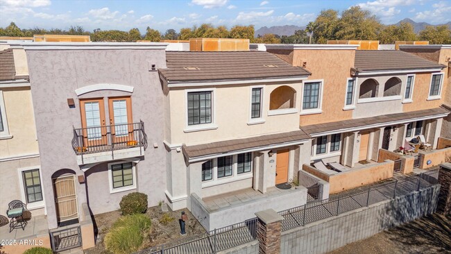 Building Photo - 10757 N 74th St